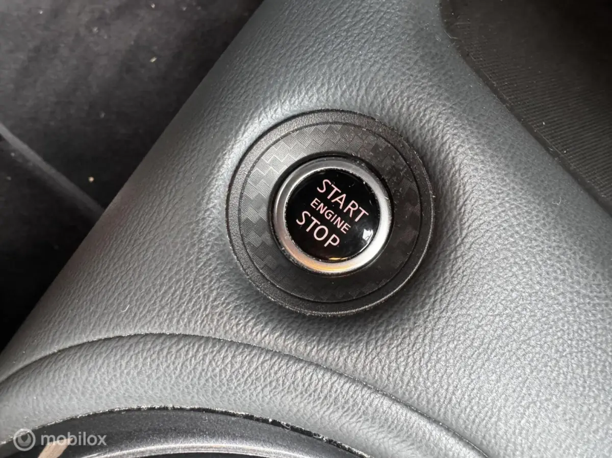 1.0 DIG-T N-Connecta APPLE CARPLAY 360 CAMERA