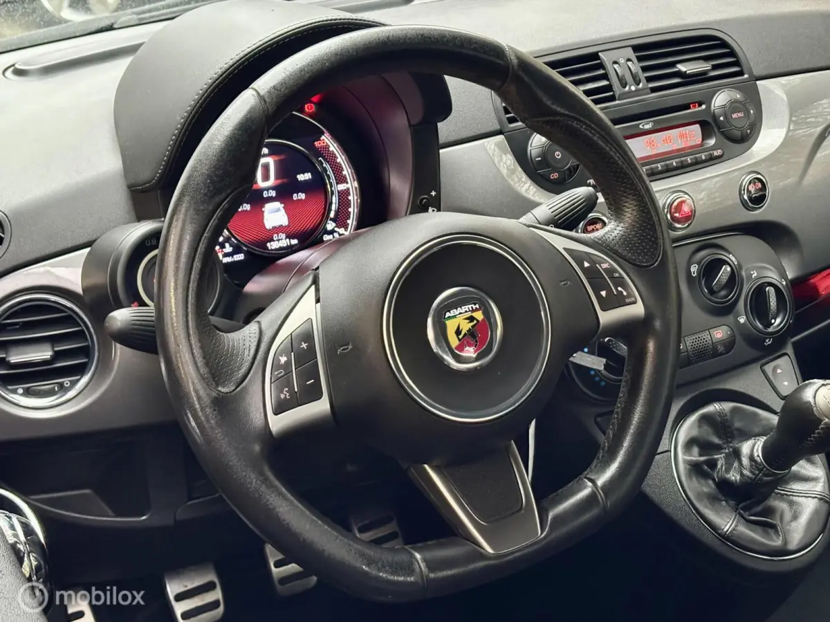 1.4 T-Jet Abarth 595. LEDER, XENON, AIRCO