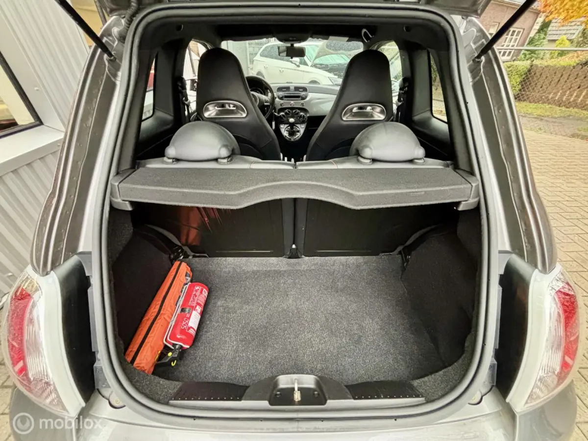 1.4 T-Jet Abarth 595. LEDER, XENON, AIRCO