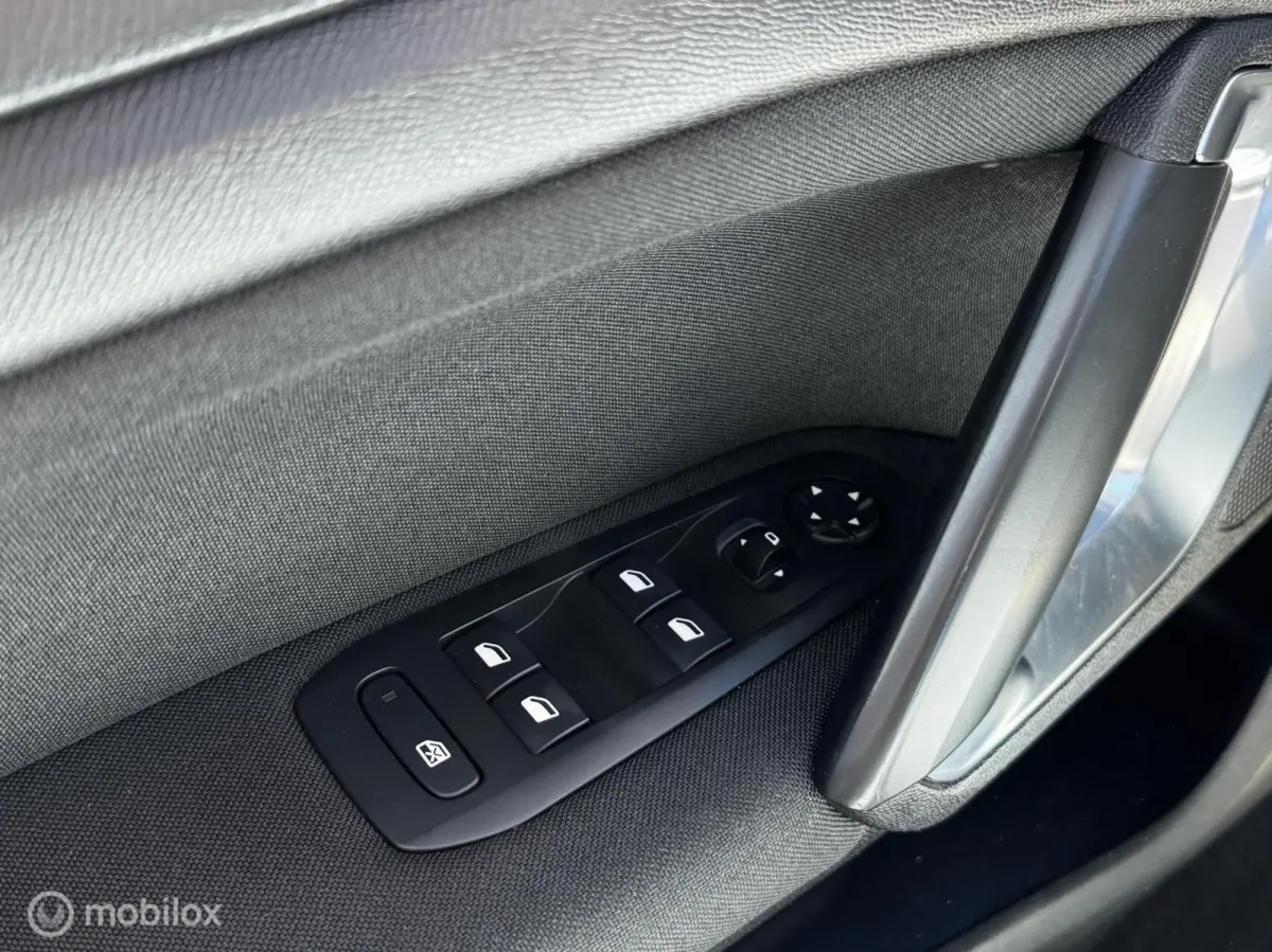 1.2 PureTech Allure AUT.*Cruise*Carplay*Clima*Navi*PDC