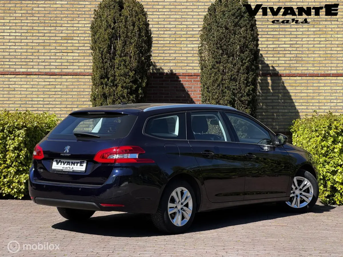 1.2 PureTech Allure AUT.*Cruise*Carplay*Clima*Navi*PDC