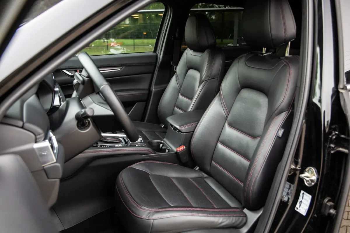 2.0 SkyActiv-G 165 Homura ,  Adaptieve Cruise, Bose, Head-up display, Stoelventilatie