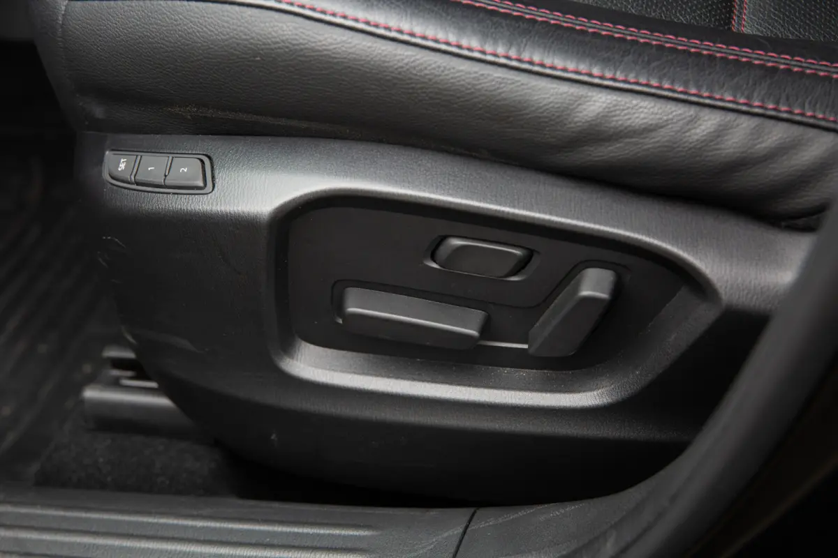2.0 SkyActiv-G 165 Homura ,  Adaptieve Cruise, Bose, Head-up display, Stoelventilatie