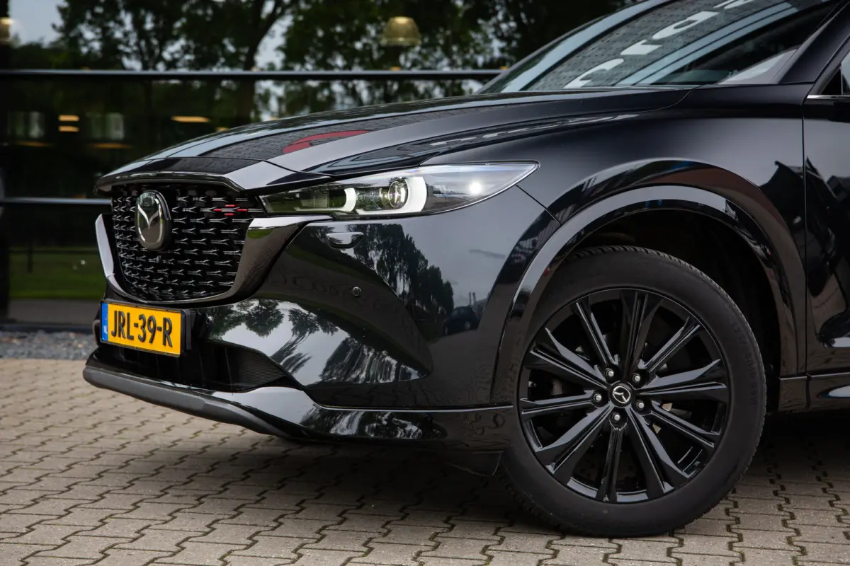 2.0 SkyActiv-G 165 Homura ,  Adaptieve Cruise, Bose, Head-up display, Stoelventilatie