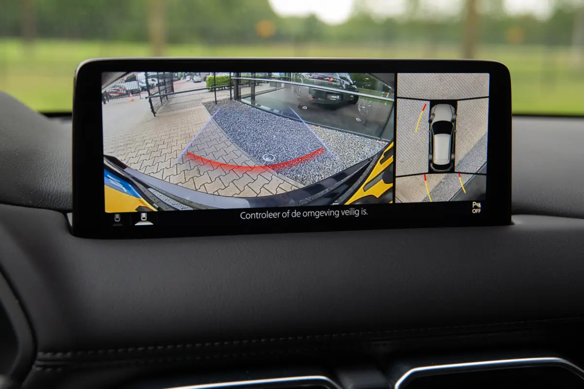 2.0 SkyActiv-G 165 Homura ,  Adaptieve Cruise, Bose, Head-up display, Stoelventilatie