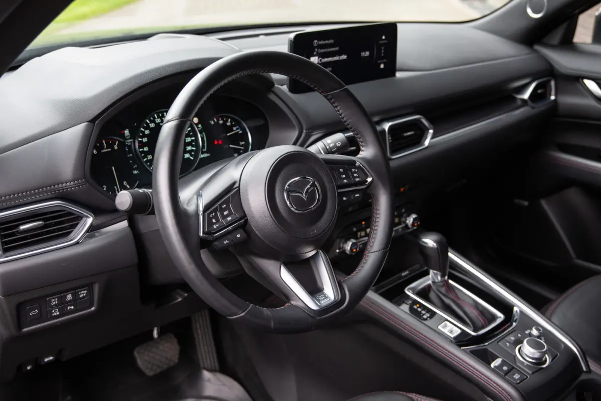2.0 SkyActiv-G 165 Homura ,  Adaptieve Cruise, Bose, Head-up display, Stoelventilatie