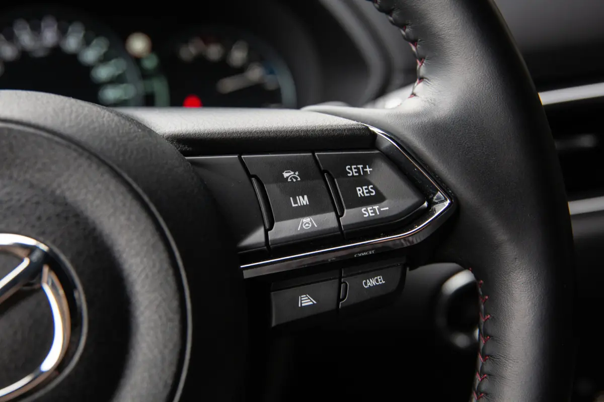 2.0 SkyActiv-G 165 Homura ,  Adaptieve Cruise, Bose, Head-up display, Stoelventilatie