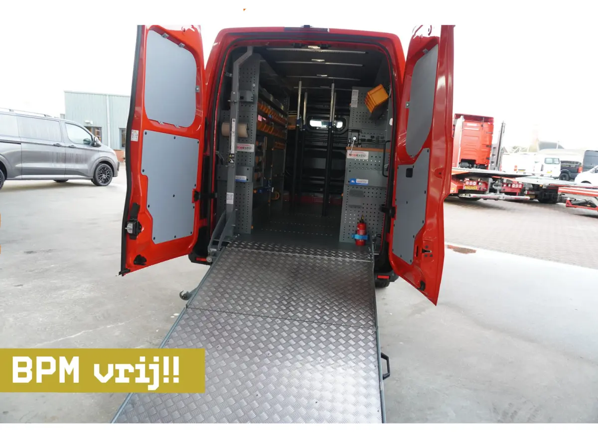 T35 2.0 dCi 170PK L3H2 met COMPLETE WERKPLAATS INRICHTING Nr. V139 | Climate | Cruise | Camera | Apple- Android