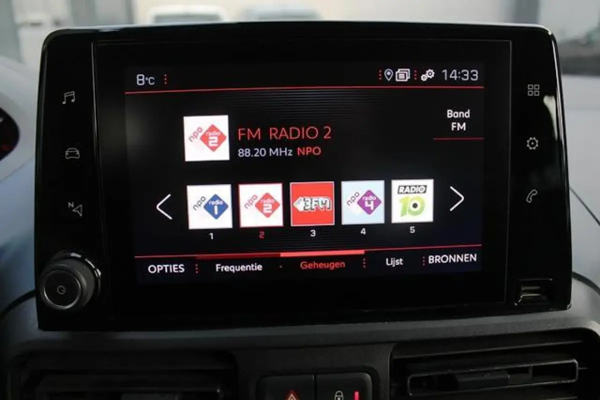 1.2 Puretech Allure | Clima | Navi | Carplay