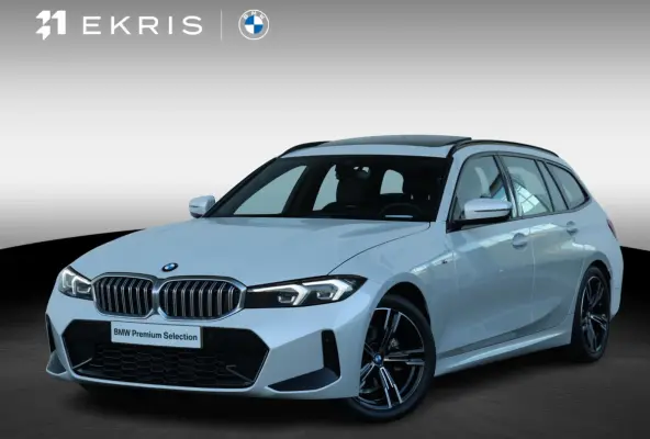 318i M-Sportpakket / Achteruitrijcamera / Trekhaak / Panoramadak / Stoelverwarming / 18'' /