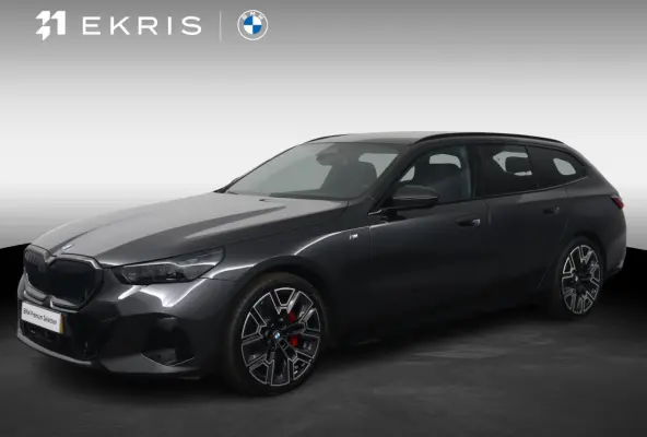 520i | M Sportpakket Pro | Driving Assistant Plus | Panoramadak | Harman/Kardon | Adaptieve LED koplampen | Iconic Glow |