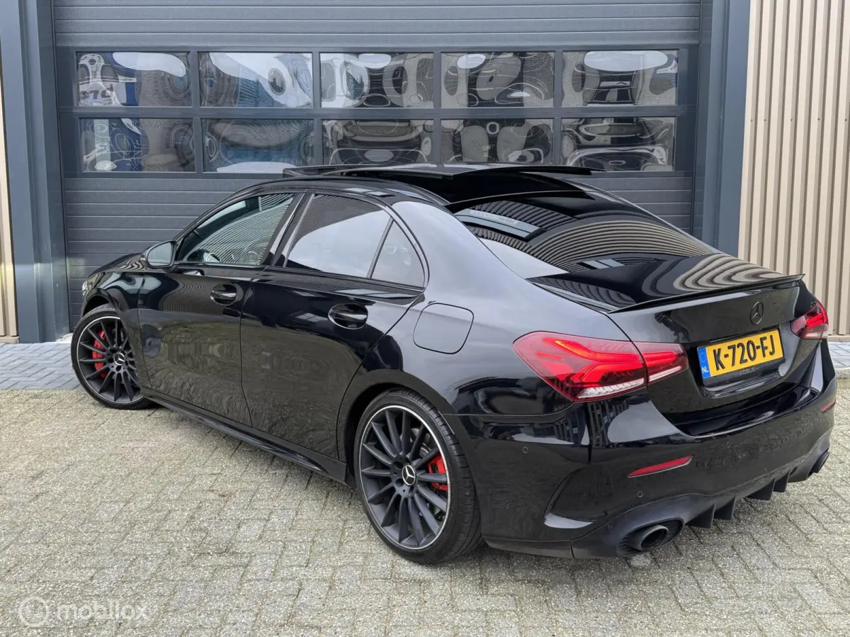 AMG 35 4MATIC Premium Plus | Kuip | Pano
