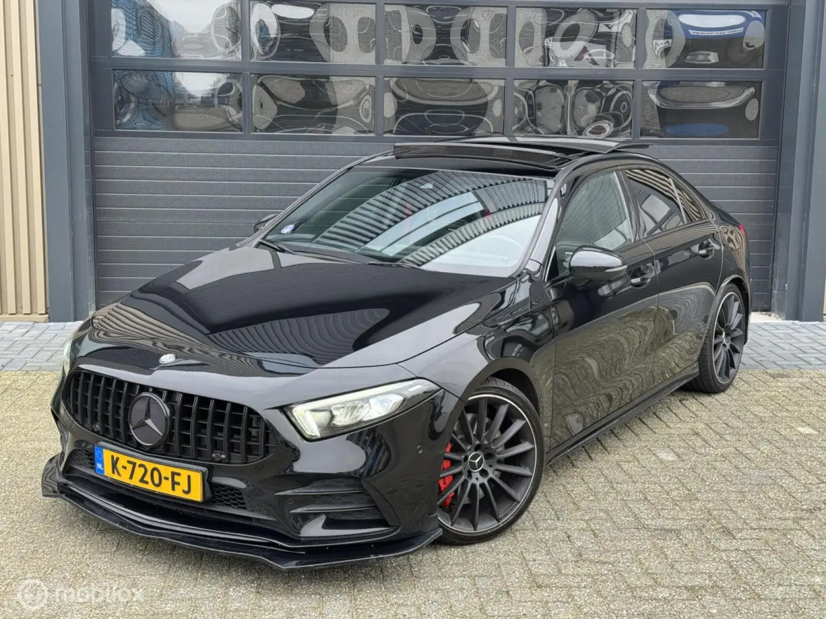AMG 35 4MATIC Premium Plus | Kuip | Pano