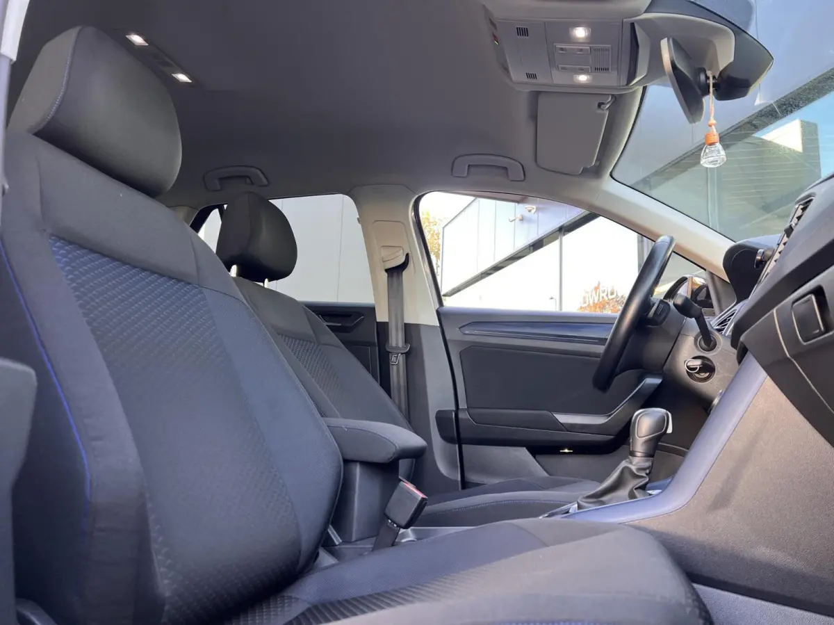1.5 TSI Sport Business R