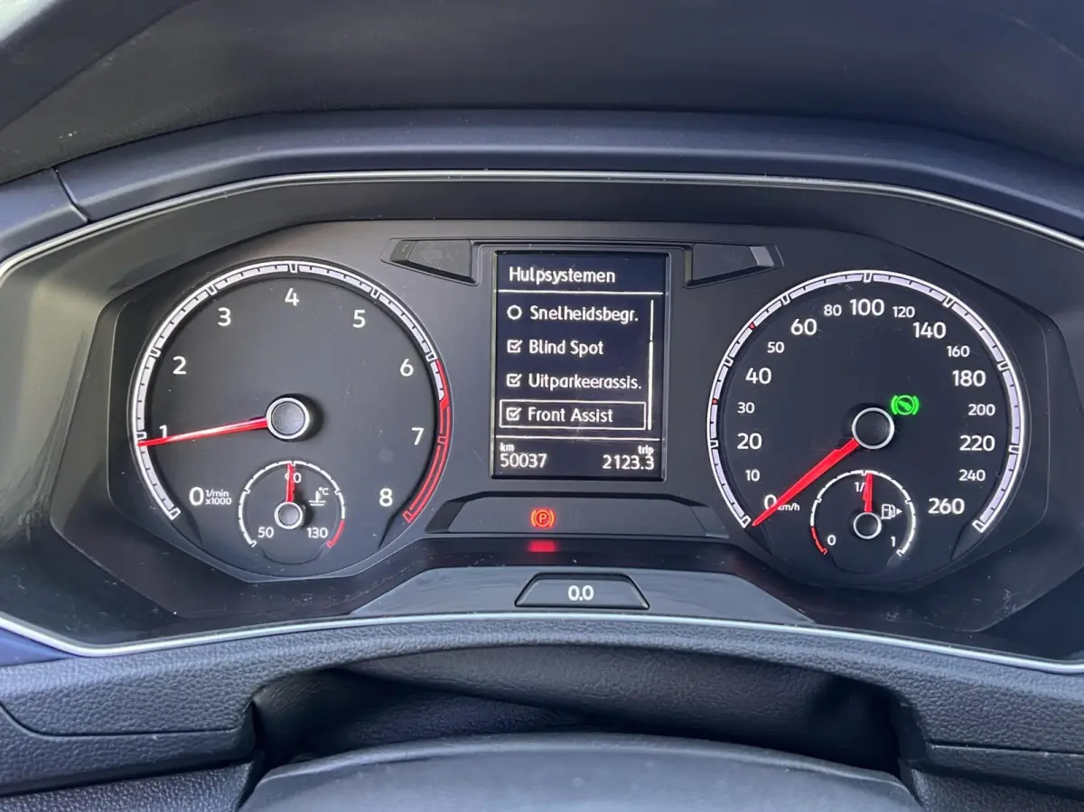 1.5 TSI Sport Business R
