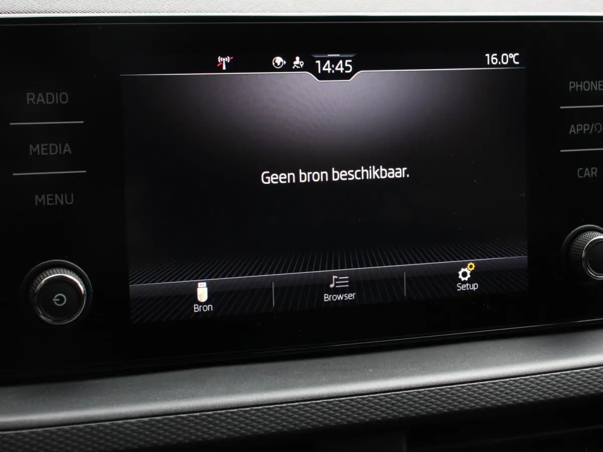 1.0 TSI 110pk DSG Dynamic Navigatie Lane Assist Adaptive Cruise Control Camera Stoelverwarming