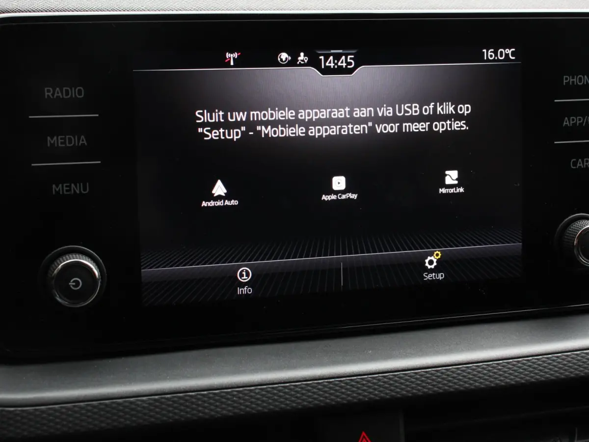 1.0 TSI 110pk DSG Dynamic Navigatie Lane Assist Adaptive Cruise Control Camera Stoelverwarming