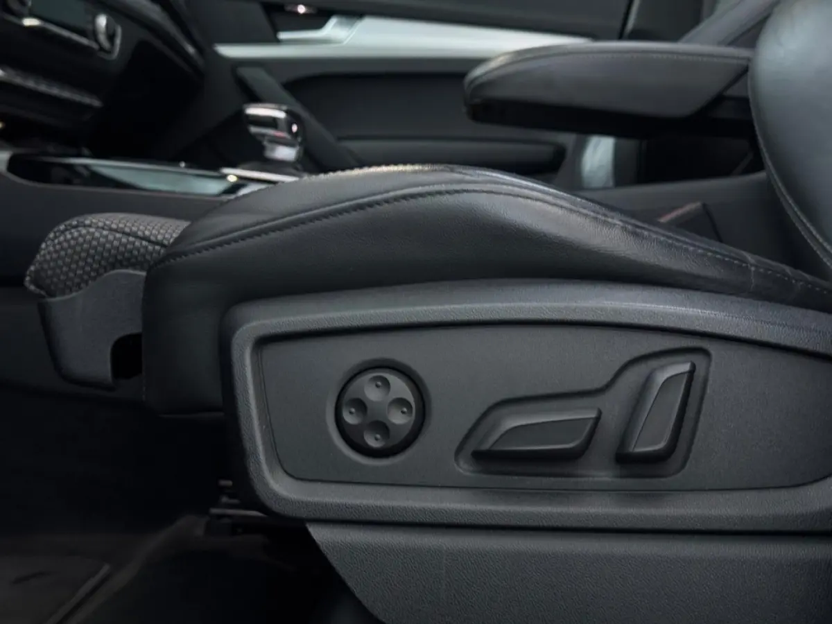 55 TFSI e 3x S Line ed.Comp. FULL PANO NAVI 360 CAMERA