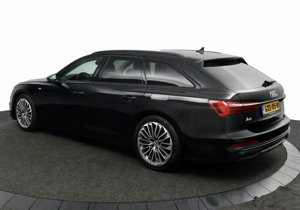 55 TFSI e quattro Competition S-Line zwart