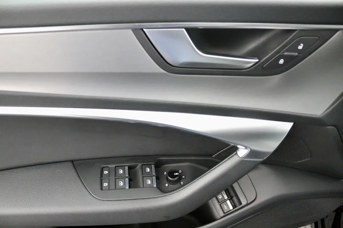 55 TFSI e quattro Competition S-Line zwart