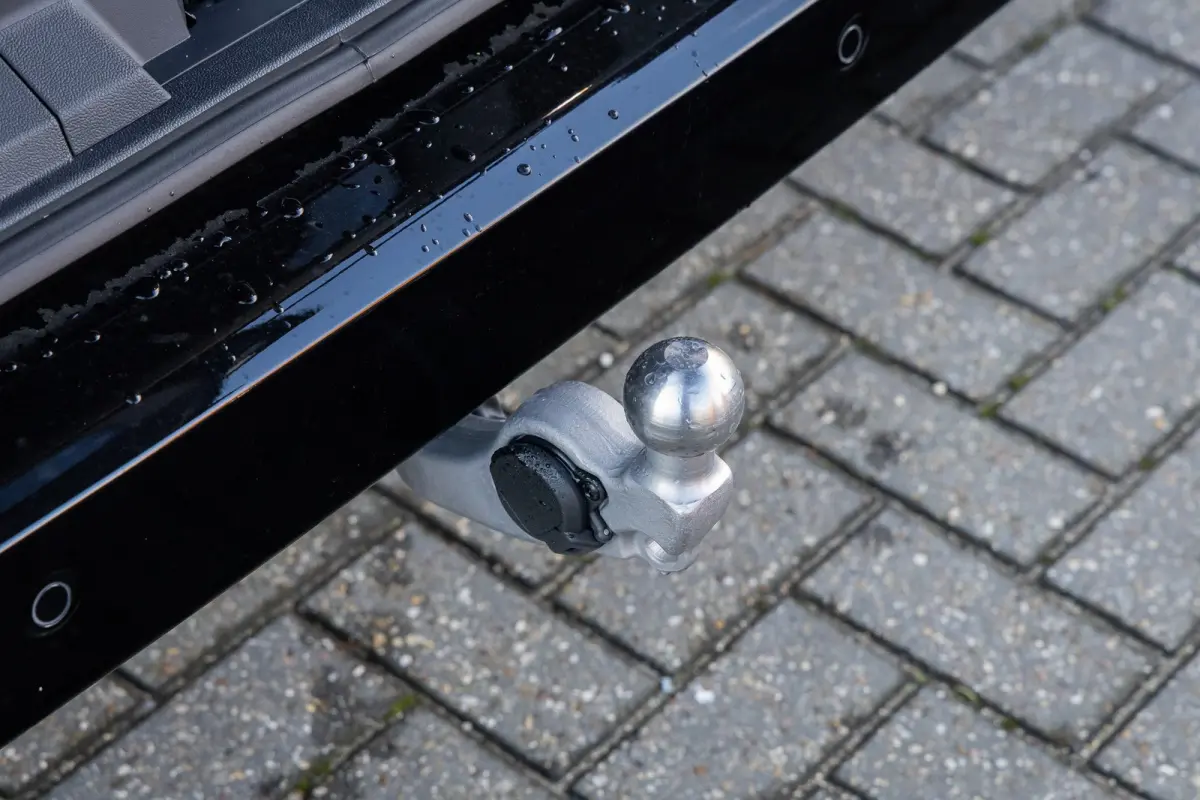 Tourneo Custom 340 2.5 PHEV L2H1 Titanium X | 360 Camera | Pano-dak | AGR-stoel | B&O audio | Wegklap Trekhaak| Dodehoek sensoren | Climate Control | Apple / Android Carplay