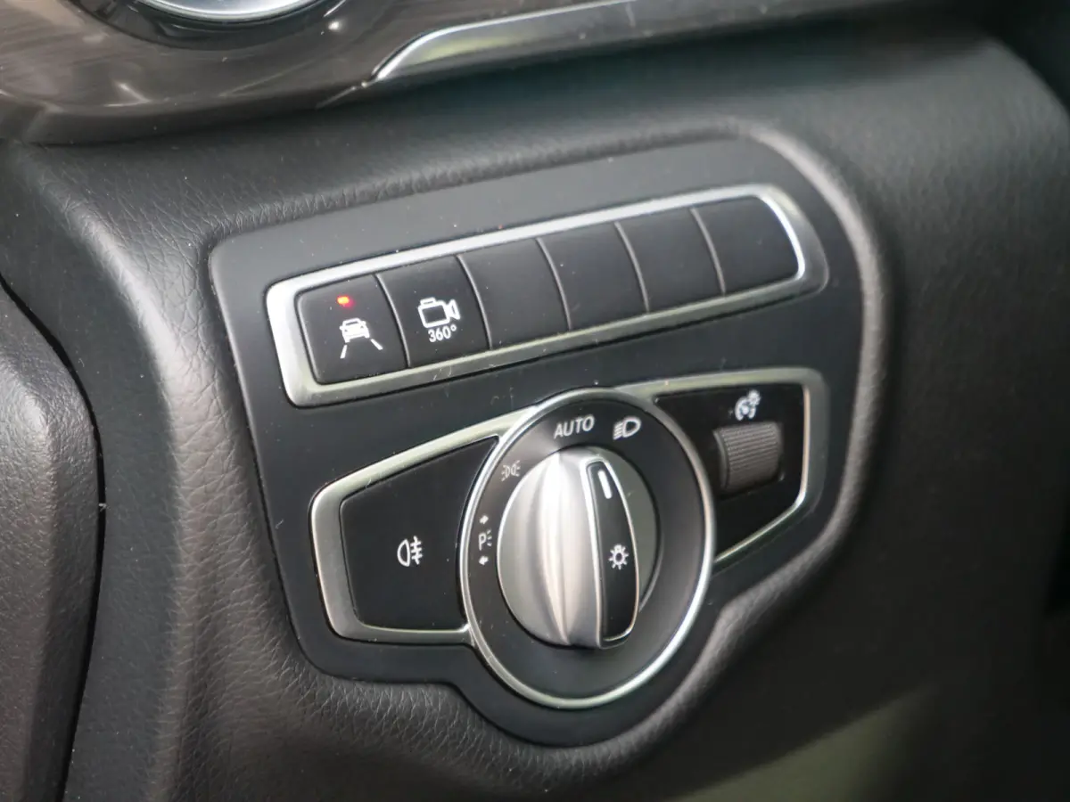 V300d | 7persoons | | AMG | Exclusive | panorama | burmester | gekoelde stoelen | Vol!!