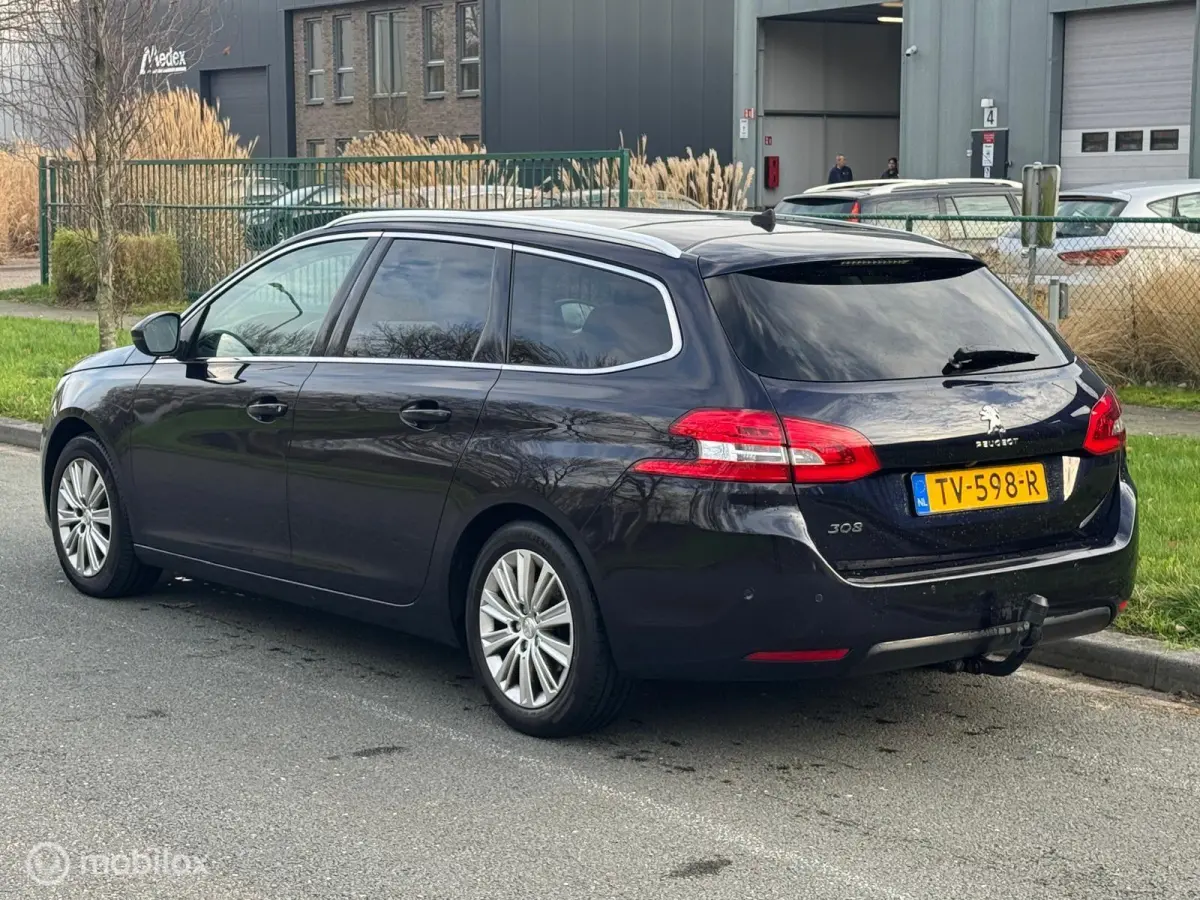1.2 Automaat Pano Navi Camera Trekhaak