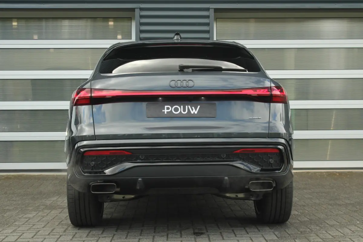 2.0 TFSI e-hybrid quattro S Edition Competition | Multimedia Pack | Panoramadak