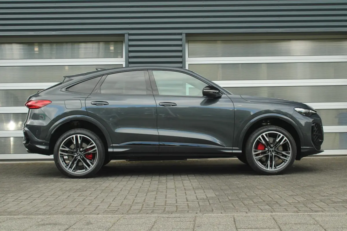 2.0 TFSI e-hybrid quattro S Edition Competition | Multimedia Pack | Panoramadak