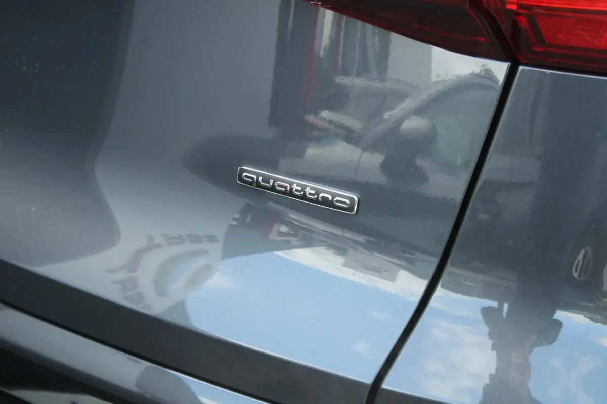 2.0 TFSI e-hybrid quattro S Edition Competition | Multimedia Pack | Panoramadak