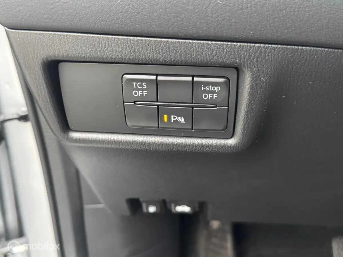2.0 SkyActiv-G 160 GT-M 4WD Trekhaak Navi PDC Airco