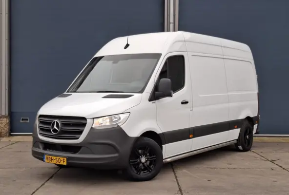 211 2.2 CDI L2H2 AUTOMAAT / TREKHAAK / NAVI / EURO 6 / CARPLAY