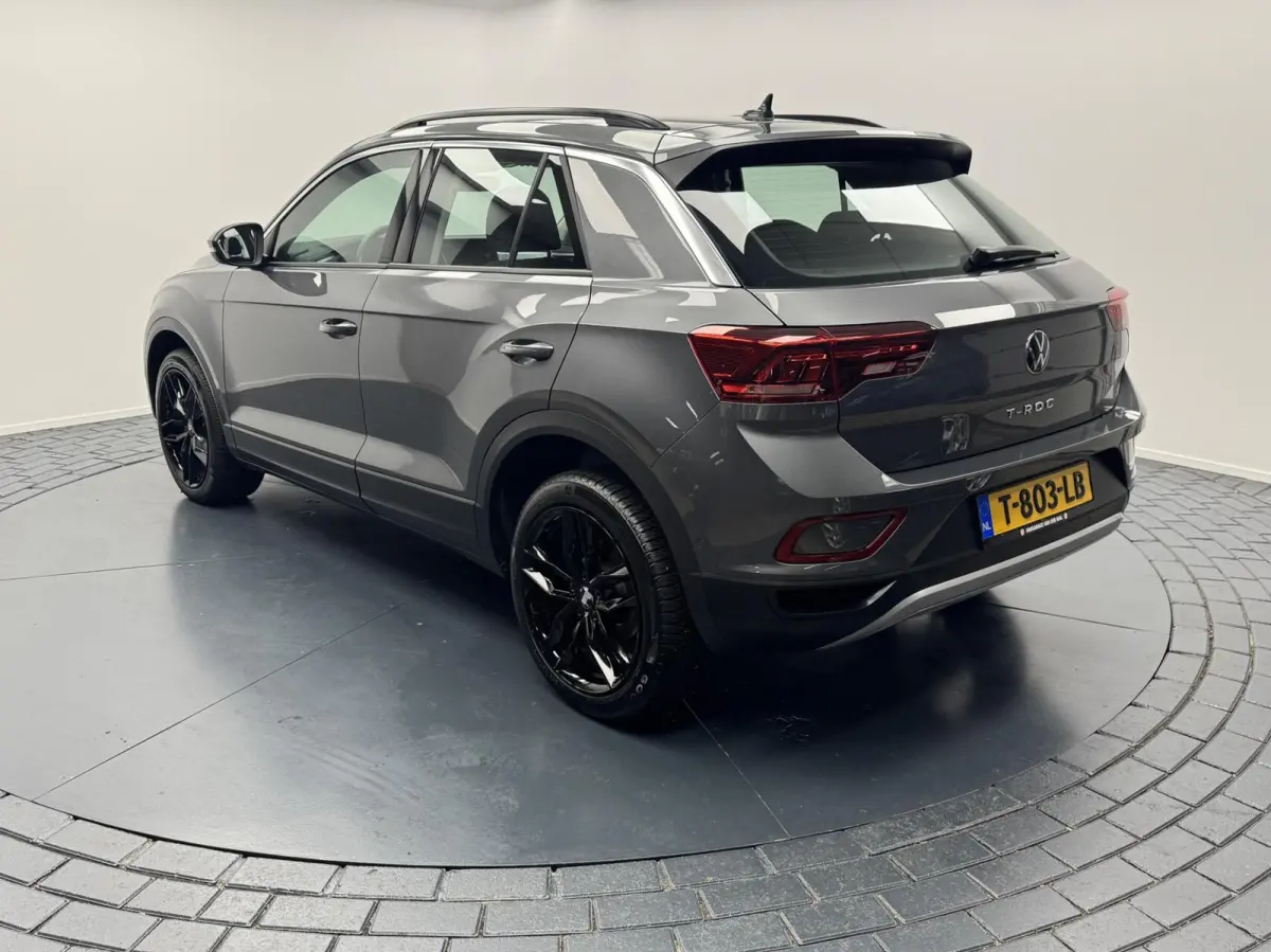 1.0 TSi Style Trekhaak-Navigatie-Adapt.Cr.contr-Clima-Carplay-Camera-Stoelverwarming-LED-Parkeersensoren-Lm18''velgen