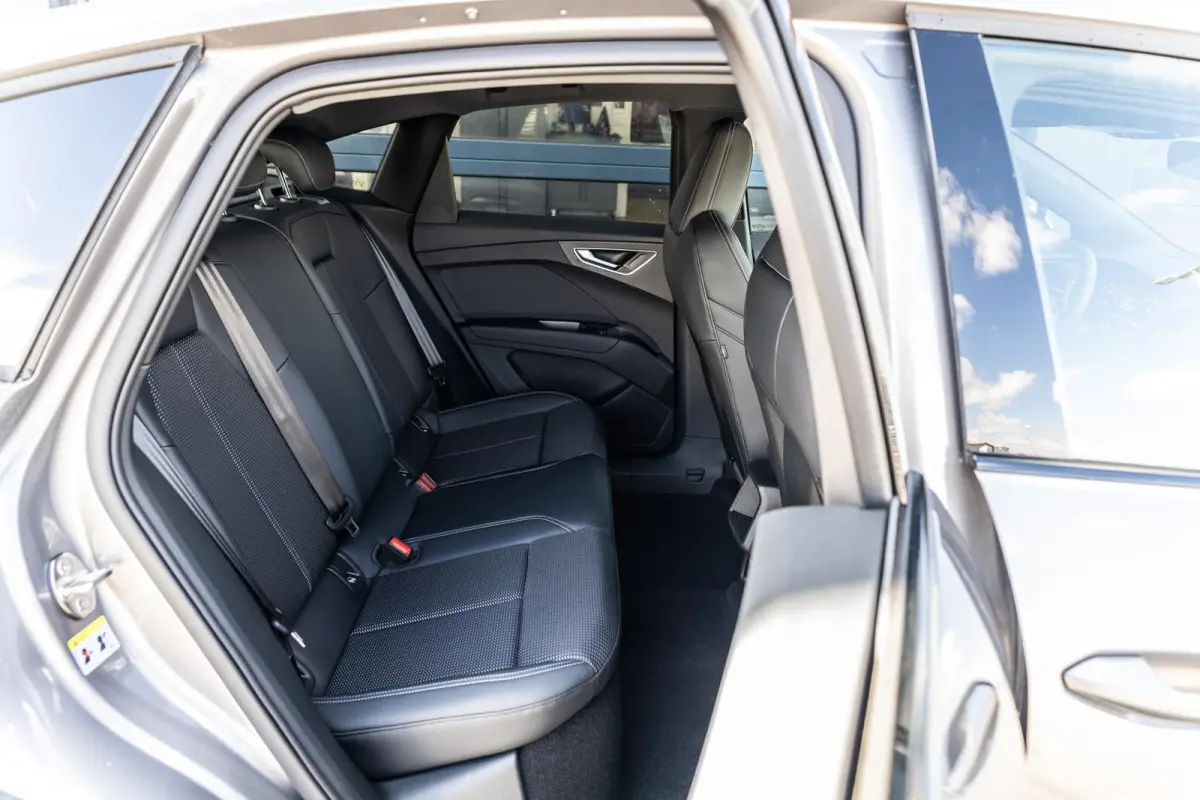 45 quattro 286pk S Edition Competition 82 kWh | Comfort Pakket