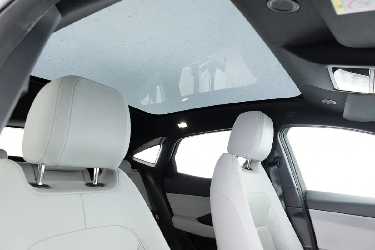 1.5 P300e AWD R-Dynamic S | PANORAMADAK | LEDER | EL. STOELEN | Full LED