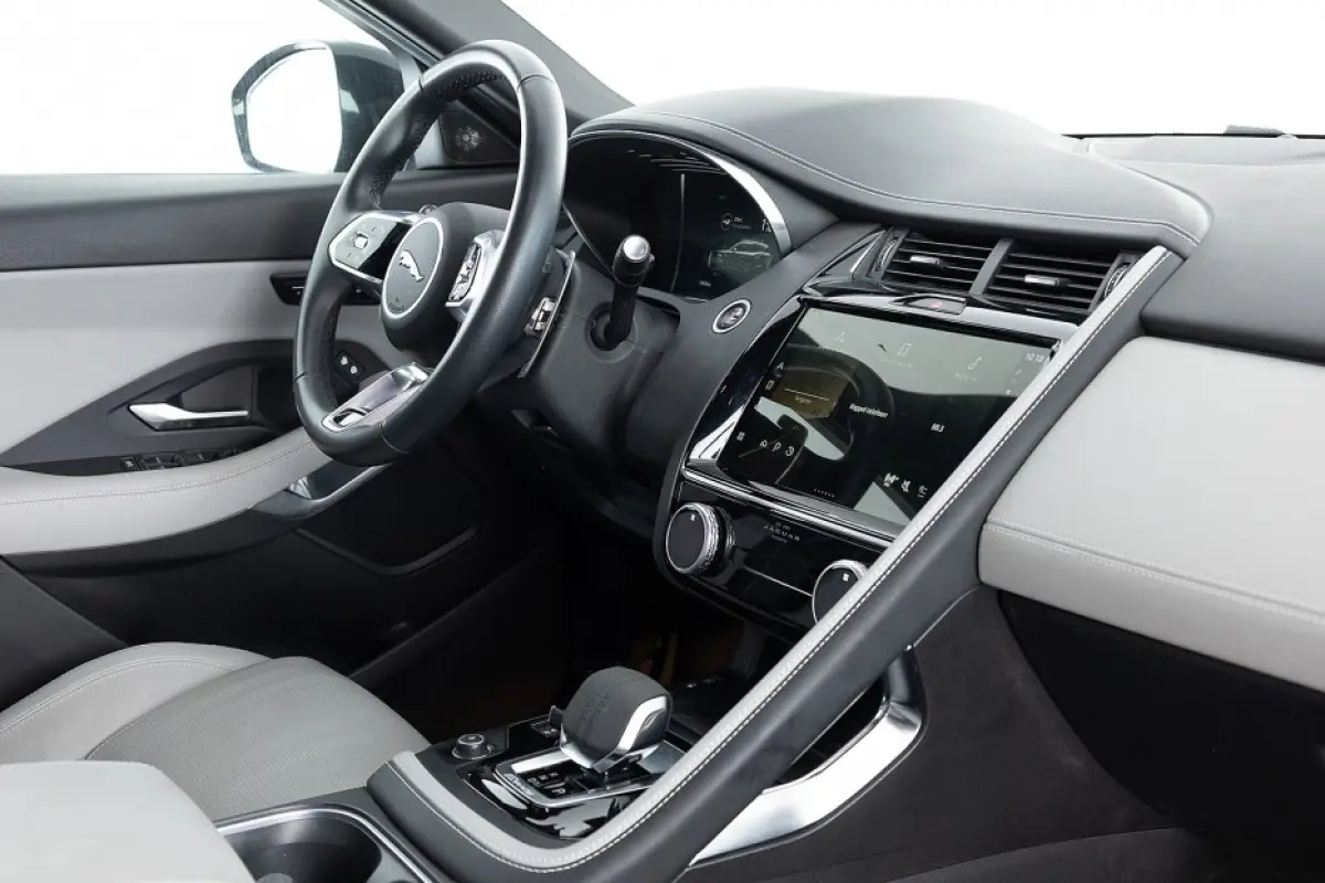 1.5 P300e AWD R-Dynamic S | PANORAMADAK | LEDER | EL. STOELEN | Full LED