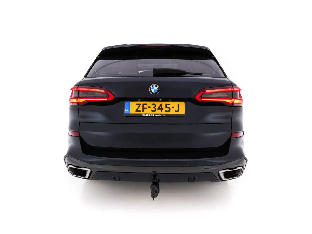 M50d M-Sport-Styling High Executive Aut. *PANO | HEAD-UP | LASER-LED | LEATHER | SOFT-CLOSE | ADAPTIVE-CRUISE | HARMAN/KARDON | BLIND-SPOT | MEMORY-PACK | TOP-VIEW | DIGI-COCKPIT | NAVI-FULL