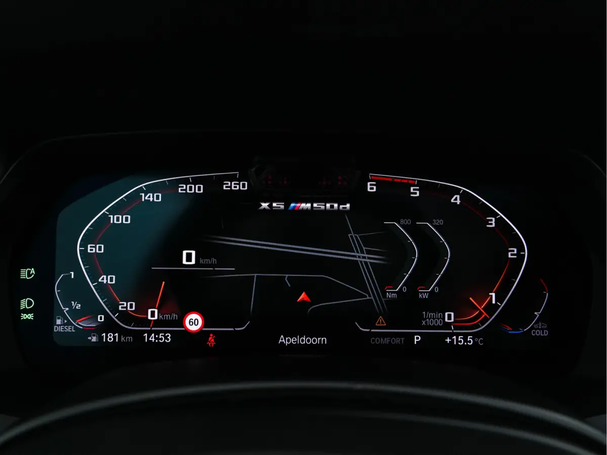 M50d M-Sport-Styling High Executive Aut. *PANO | HEAD-UP | LASER-LED | LEATHER | SOFT-CLOSE | ADAPTIVE-CRUISE | HARMAN/KARDON | BLIND-SPOT | MEMORY-PACK | TOP-VIEW | DIGI-COCKPIT | NAVI-FULL