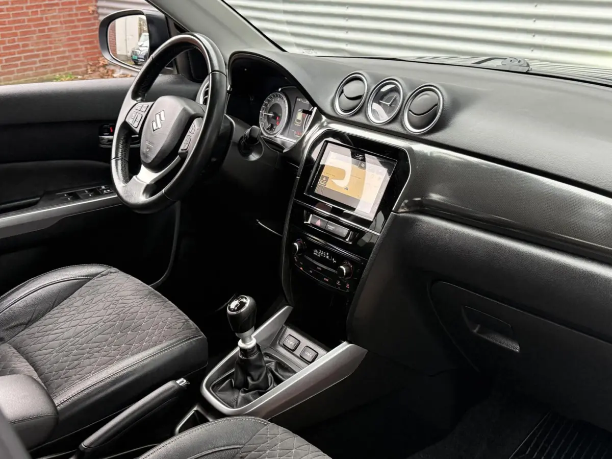1.4 Hybrid Turbo Camera Led Cruise Navi Pdc 2020 Eerste Eigenaar Facelift Model Hoge Instap Vol opties incl 12 maanden garantie