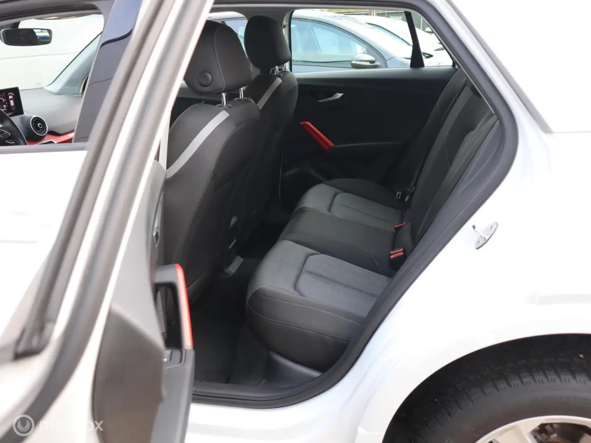 30 TFSI Sport Airco Cruise Navi PDC Parelmoer