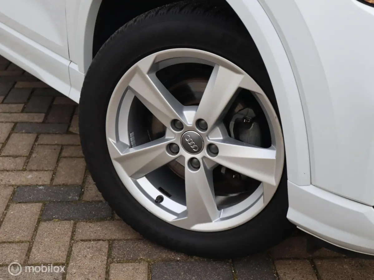 30 TFSI Sport Airco Cruise Navi PDC Parelmoer