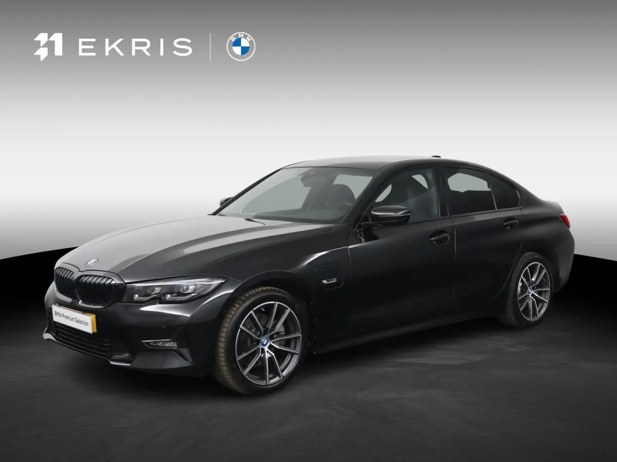 320e Business Edition Plus | SOH 89% | M Sportstuur | M Shadow Line | M Hemelbekleding Anthrazit | Stoelverwarming | Camera | HiFi Systeem | Leder |
