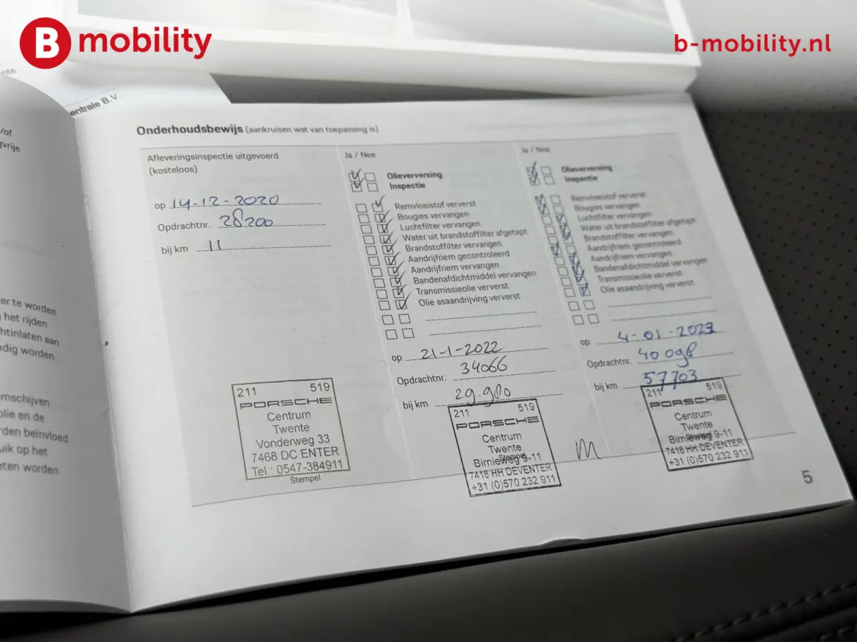 300 PK NL Dealerauto PDK PASM BOSE Stoel/Stuurwielverwarming | Apple CarPlay | Achteruitrijcamera |  Adaptive Cruise Control DAB Audio
