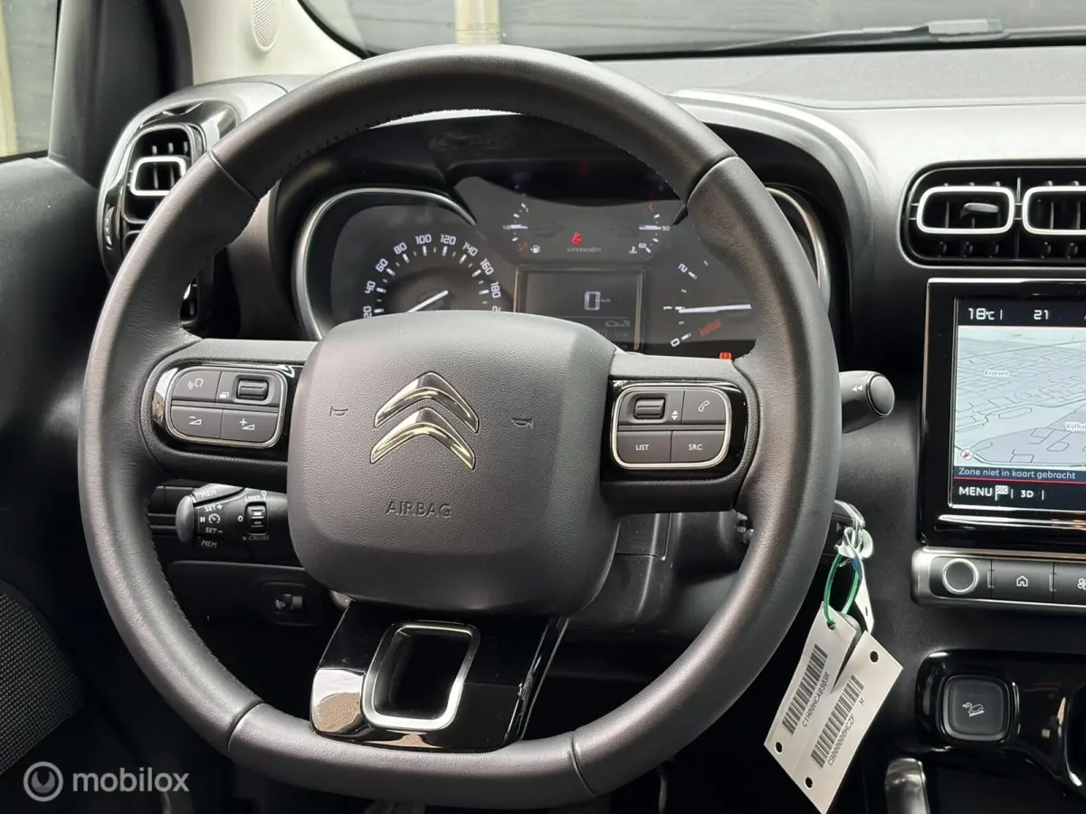 1.2 PureTech Plus FM NAV / 16" / Privacy glass / Carplay / 21.104 KM!!!