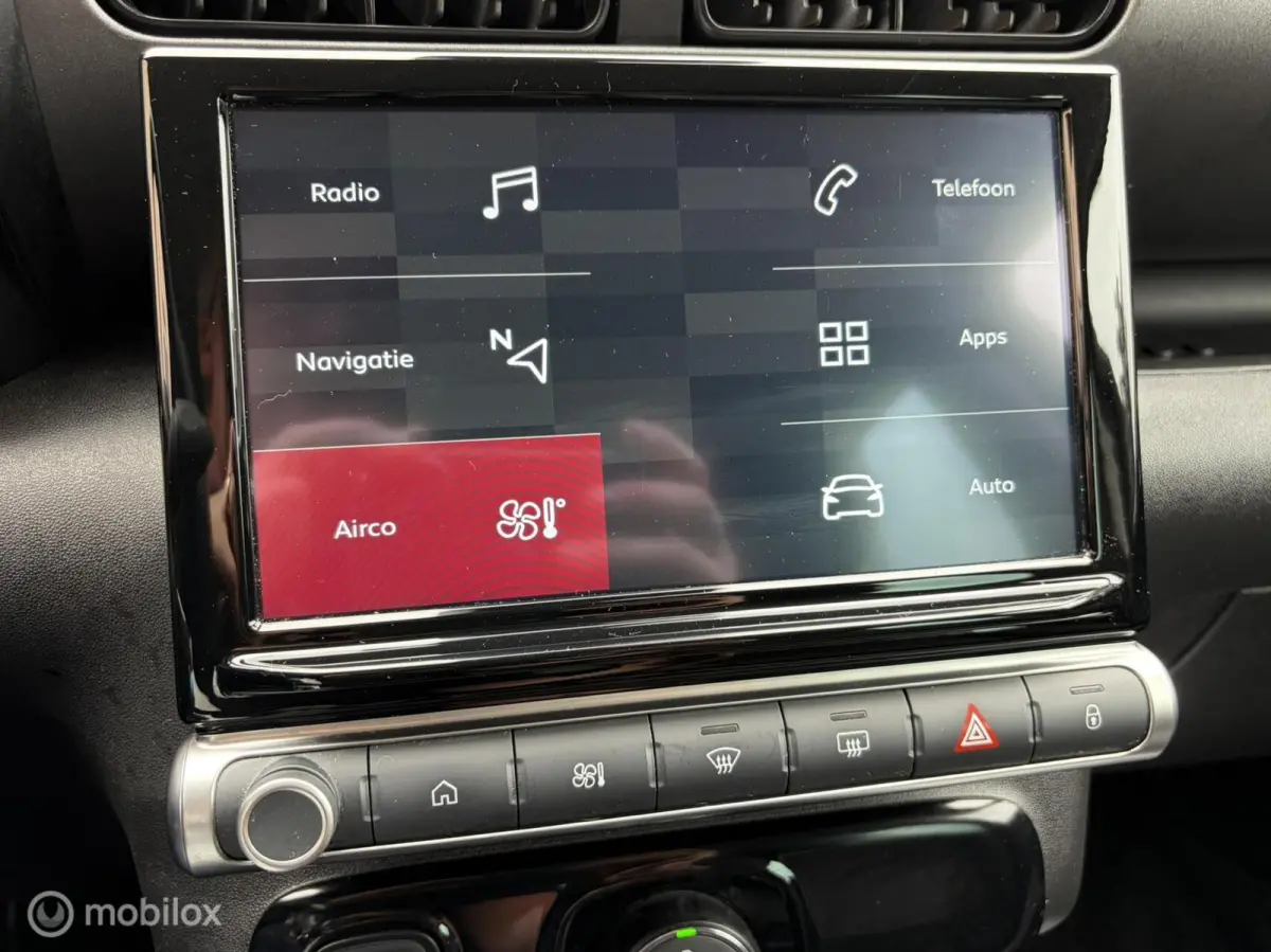 1.2 PureTech Plus FM NAV / 16" / Privacy glass / Carplay / 21.104 KM!!!