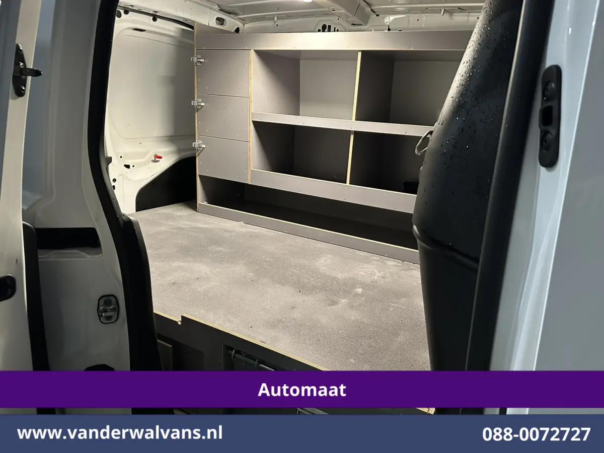 1.2 PureTech 131pk Automaat **Benzine** L1H1 inrichting Euro6 Airco | Navigatie | Camera Apple Carplay, Cruisecontrol, Android Auto, Parkeersensoren