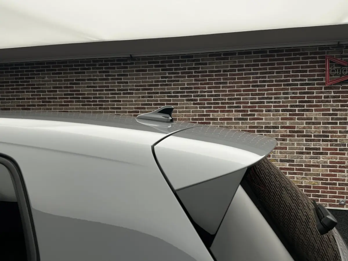 1.5 eTSI R-Line Dodehoek herkenning | Camera | Virtual display | Keyless entry