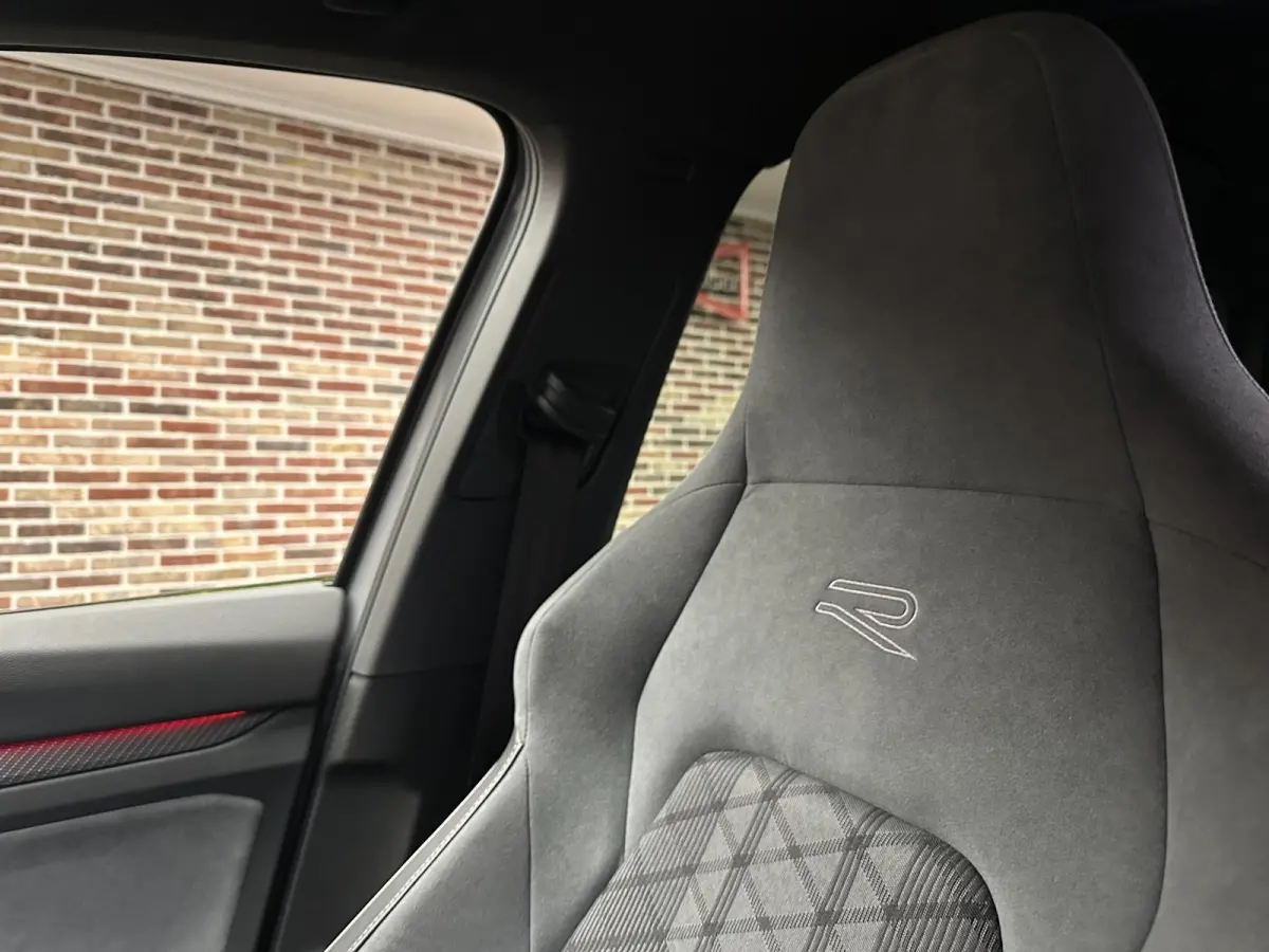 1.5 eTSI R-Line Dodehoek herkenning | Camera | Virtual display | Keyless entry