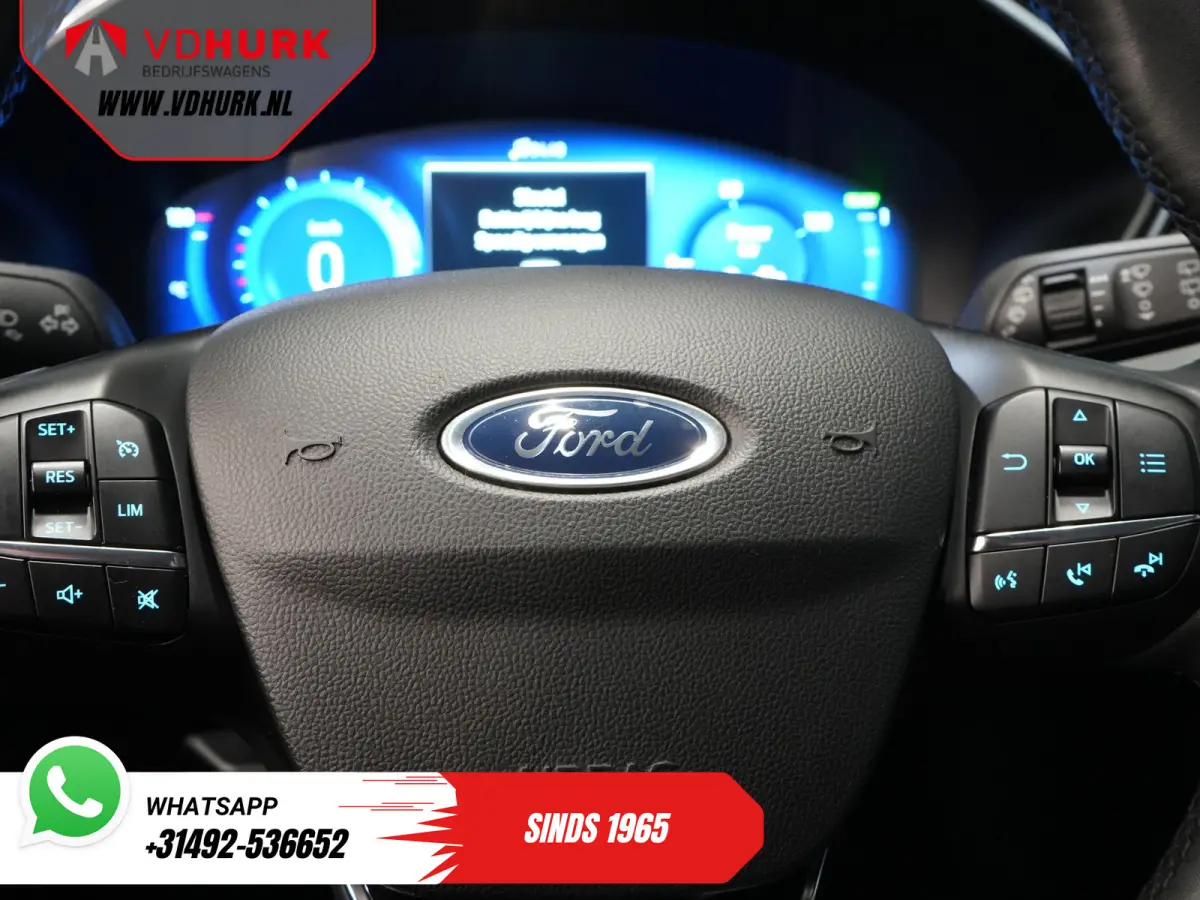 2.5 PHEV 225 pk Titanium Stoelverw./ Stuurverw./ Navi/ Carplay/ Camera/ PDC/ Climate