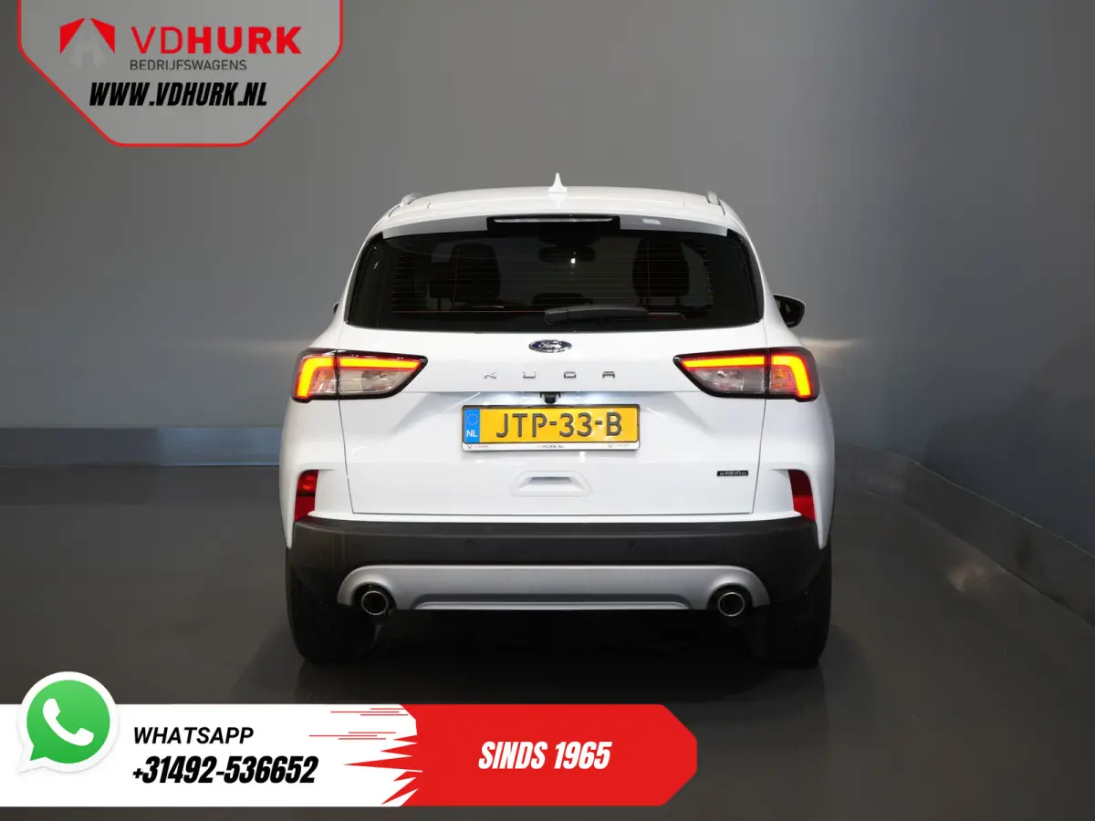 2.5 PHEV 225 pk Titanium Stoelverw./ Stuurverw./ Navi/ Carplay/ Camera/ PDC/ Climate